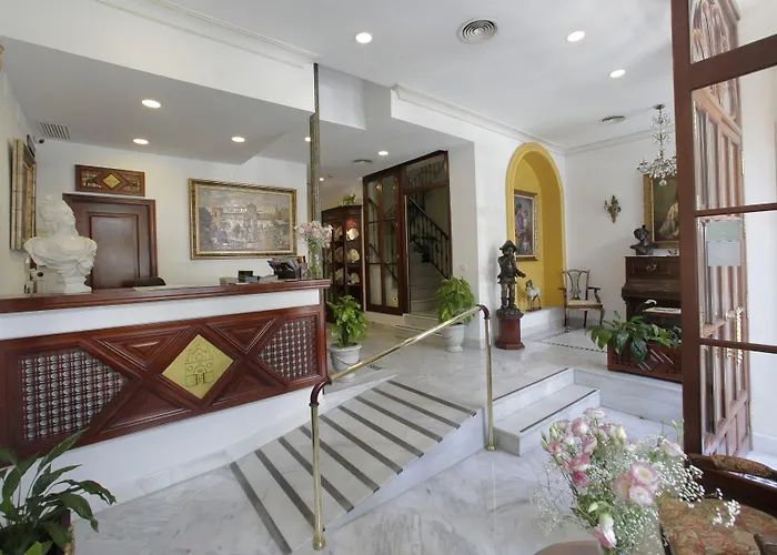 Basic Hotel Puerta De Sevilla